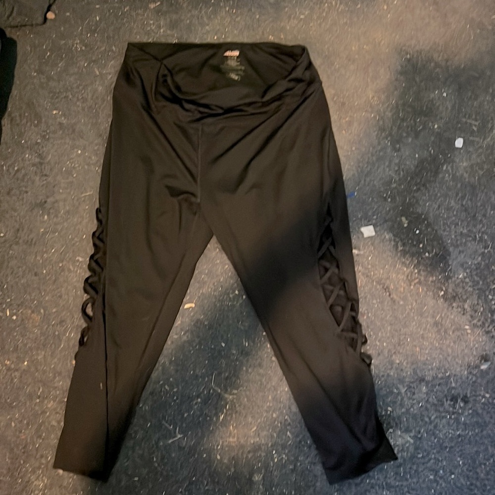 Cute black leggings